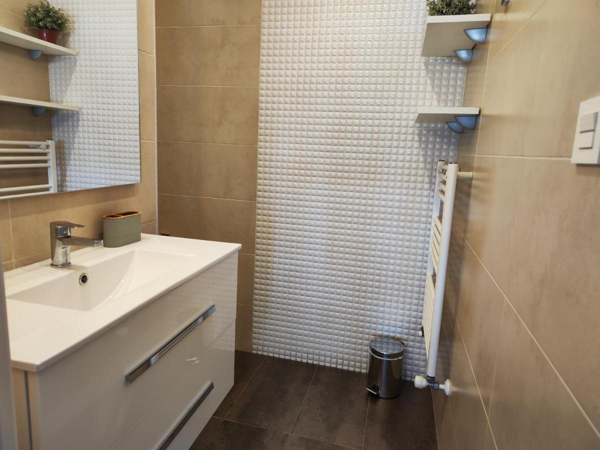 Entreolivos Apartment เฮน ภายนอก รูปภาพ